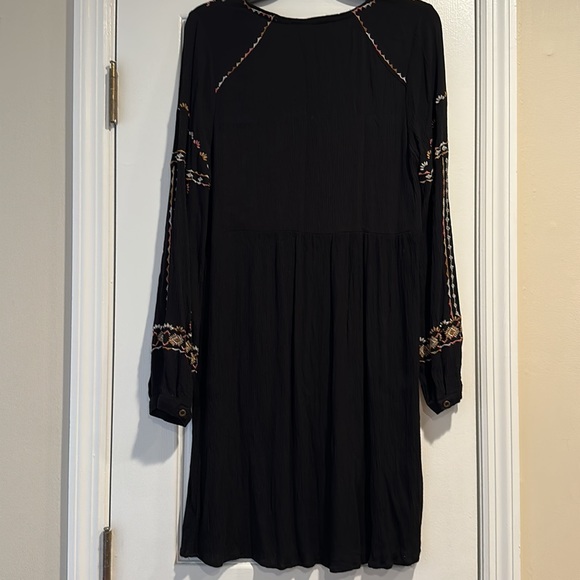 Knox Rose tassel tie front dress with button long sleeves - Picture 4 of 8